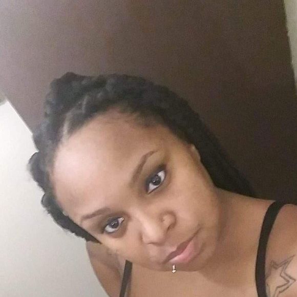 Meet your Posher, Sharmia - Picture 1 of 1